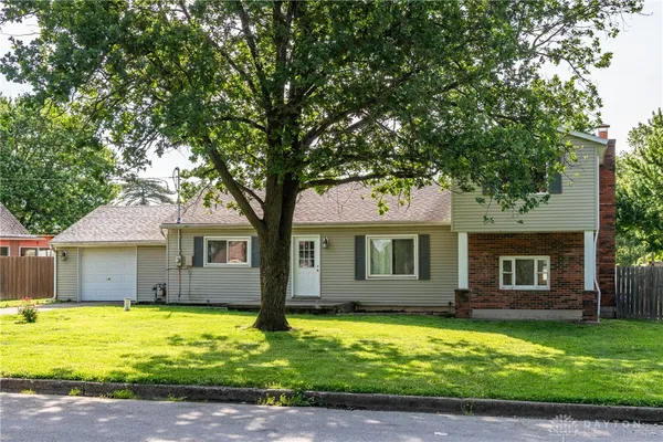 $264,900 | 602 West Cres Lane, Franklin, OH 45005