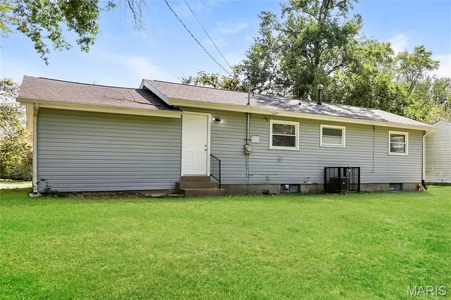 $1,445 | 1455 Broadlawns Lane, St. Louis, MO 63138