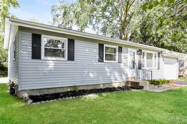 $1,445 | 1455 Broadlawns Lane, St. Louis, MO 63138