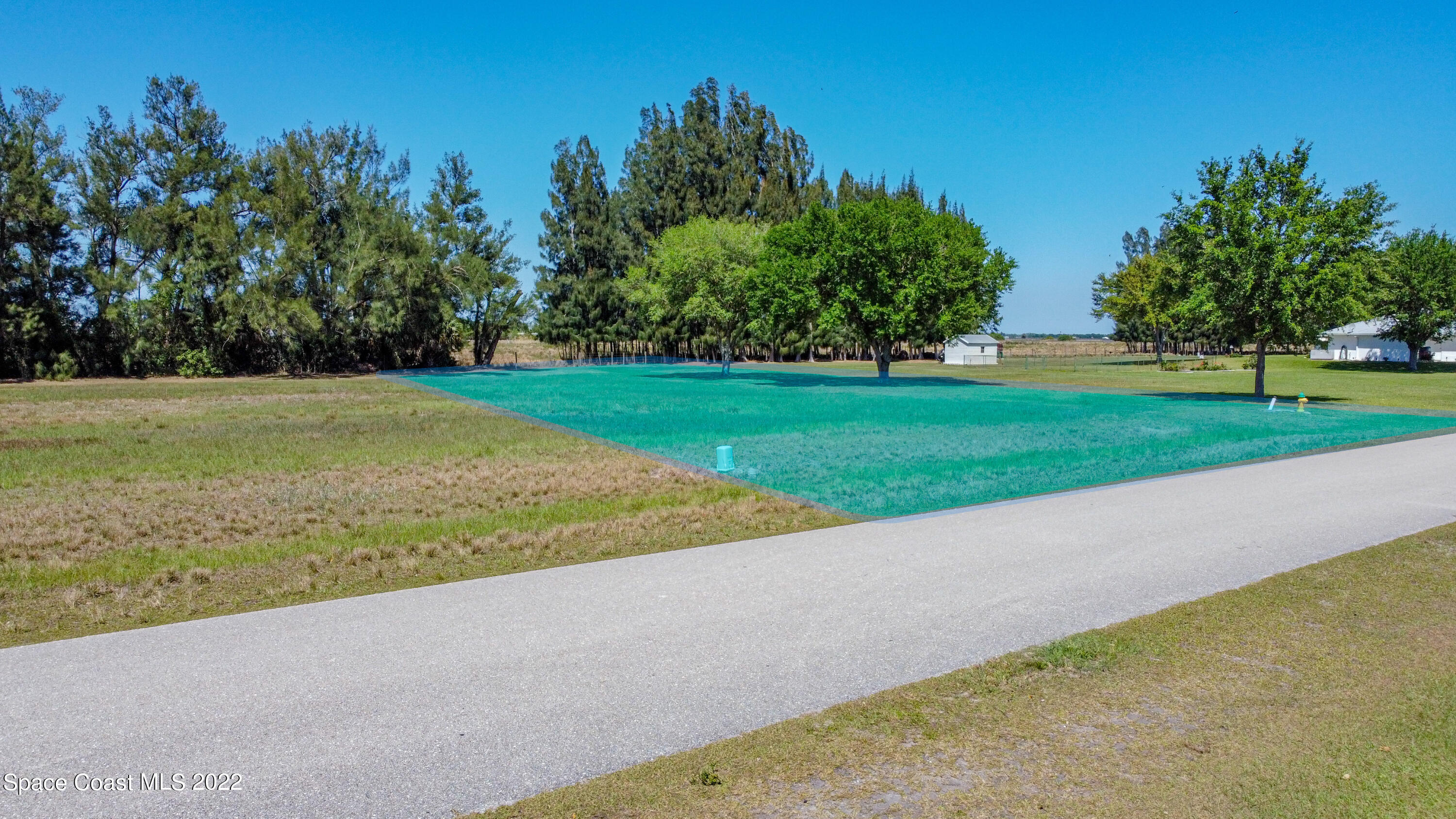 8301 Castile Road Sebring, FL 33876 - Photo 11 of 25 a view of outdoor space and yard