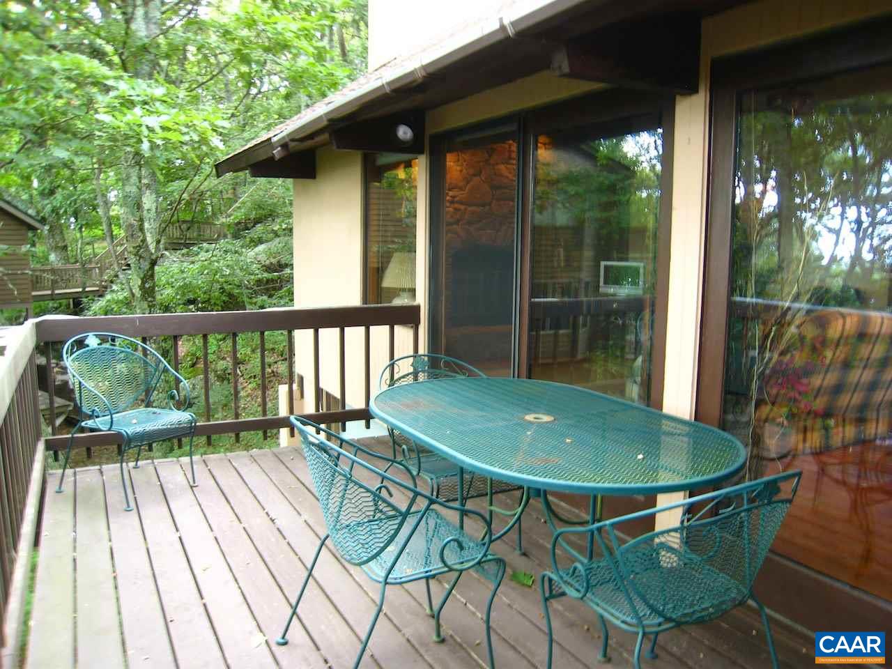 673 Devils Knob Loop Roseland, VA 22967 - Photo 6 of 46 Gallery Image 6
