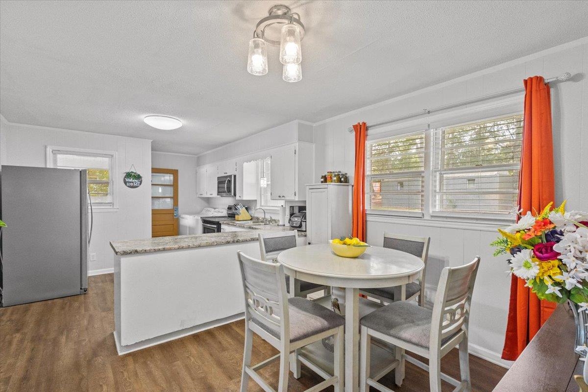 1020 Springdale Circle Boiling Springs, SC 29316 - Photo 11 of 27