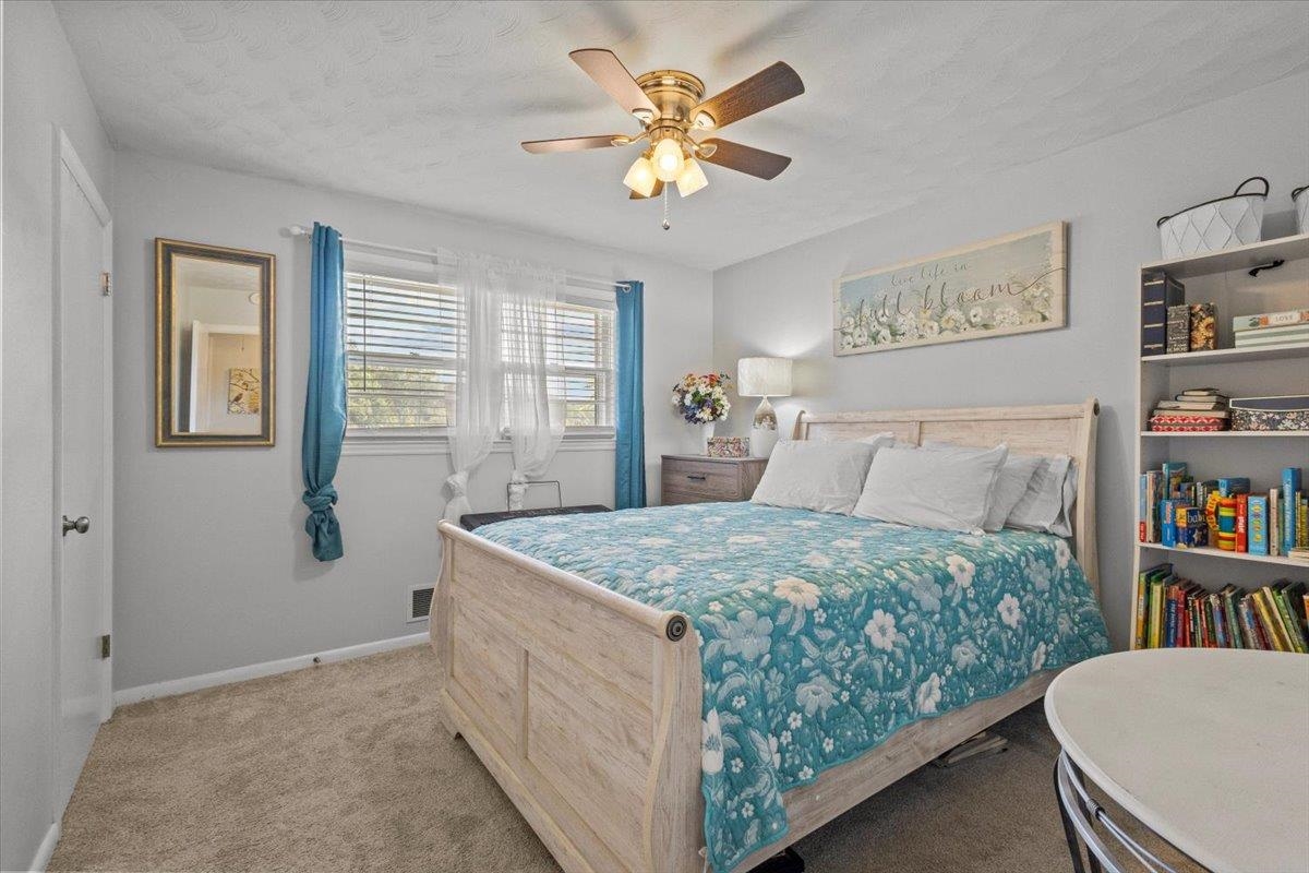 1020 Springdale Circle Boiling Springs, SC 29316 - Photo 15 of 27