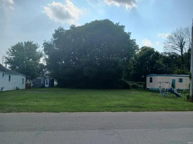 $31,800 | 210-212 West New Albany Avenue, Vincennes, IN 47591