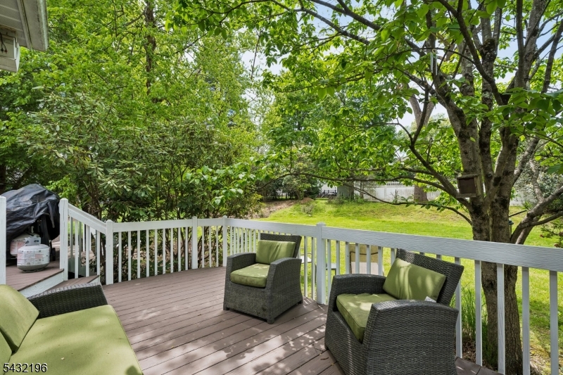10 Keyes Street Florham Park, NJ 07932 - Photo 12 of 21
