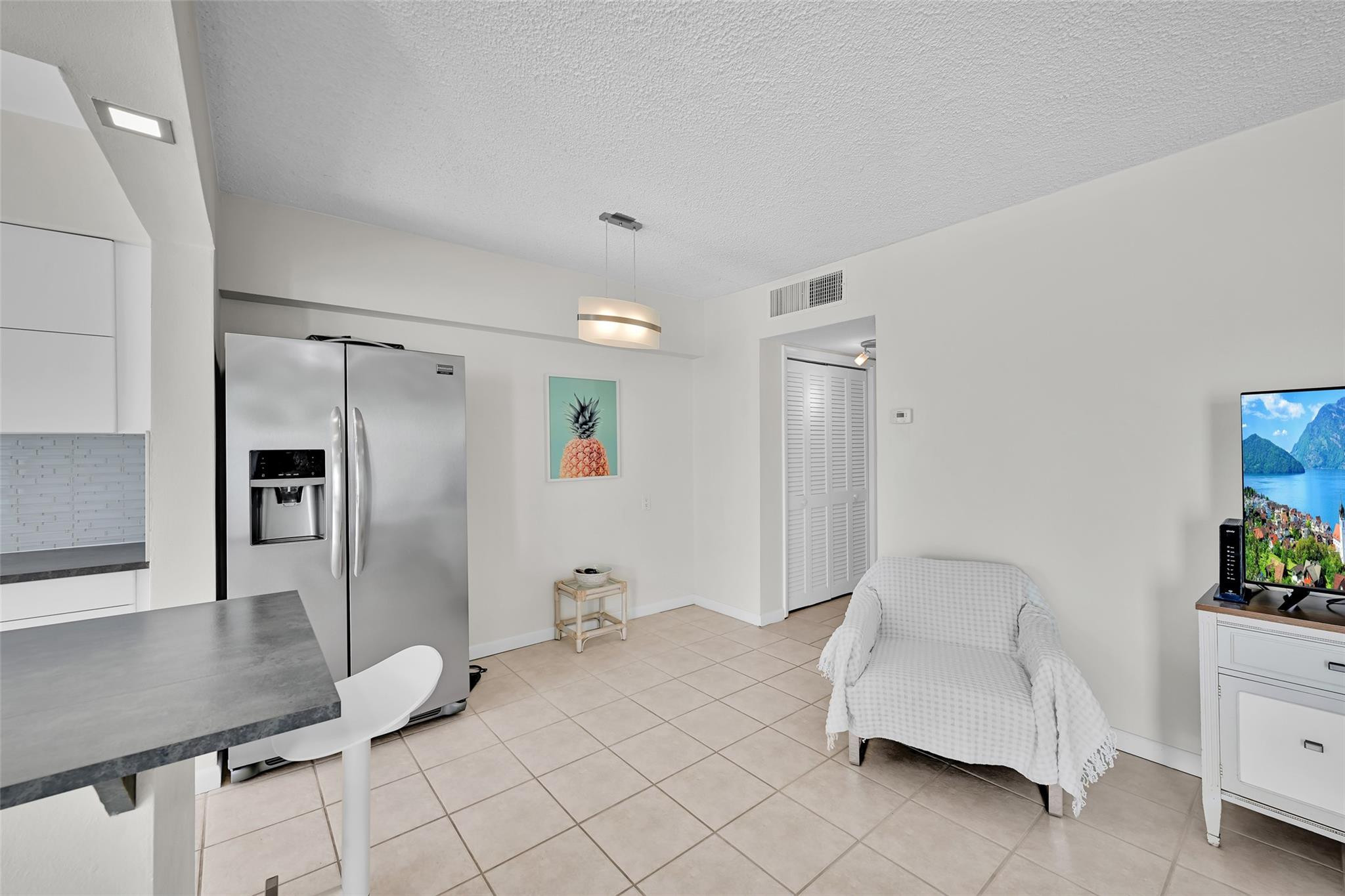 901 South Surf Road, Unit 203 Hollywood, FL 33019 - Photo 6 of 23 Photo 6