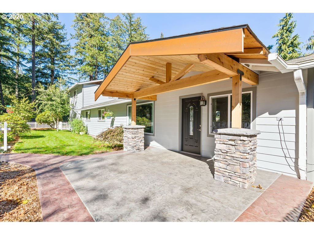 495 Southwest Maple Road Estacada, OR 97023 - Photo 26 of 32 Gallery Image 26