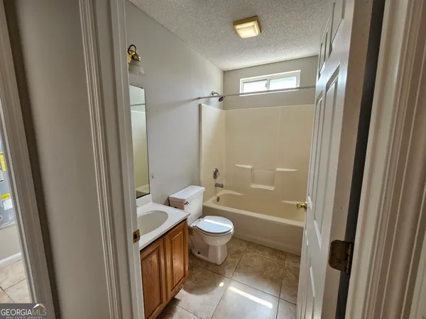 $1,350 | 189 East Lakemont Drive, Unit B, Kingsland, GA 31548