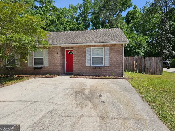 $1,350 | 189 East Lakemont Drive, Unit B, Kingsland, GA 31548