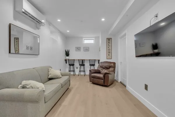 $3,400 | 708 East 6th Street, Unit 1, Boston, MA 02127
