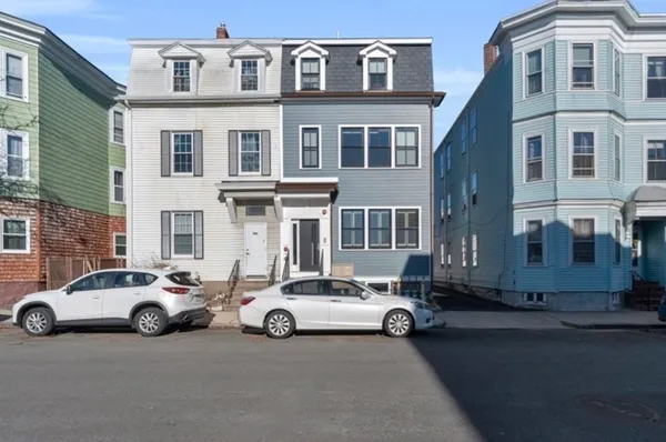 $3,400 | 708 East 6th Street, Unit 1, Boston, MA 02127