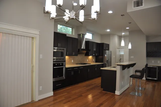 $2,650 | 5743 Petty Street, Houston, TX 77007