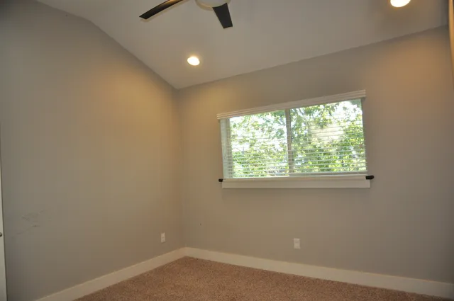 $2,650 | 5743 Petty Street, Houston, TX 77007