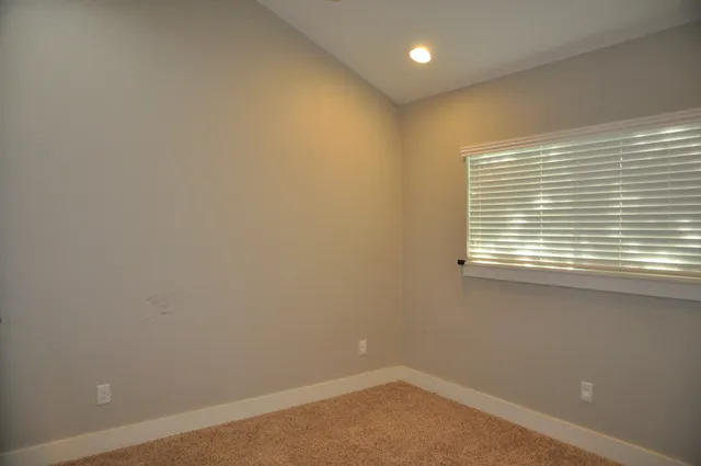 $2,650 | 5743 Petty Street, Houston, TX 77007