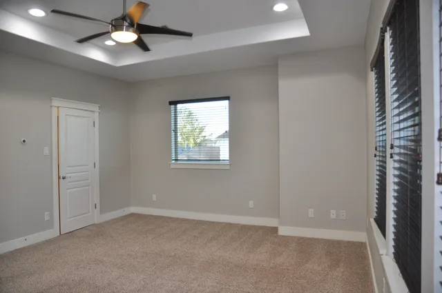 $2,650 | 5743 Petty Street, Houston, TX 77007