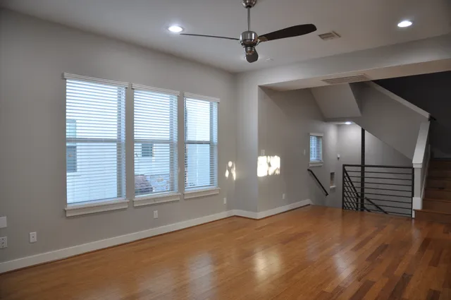 $2,650 | 5743 Petty Street, Houston, TX 77007