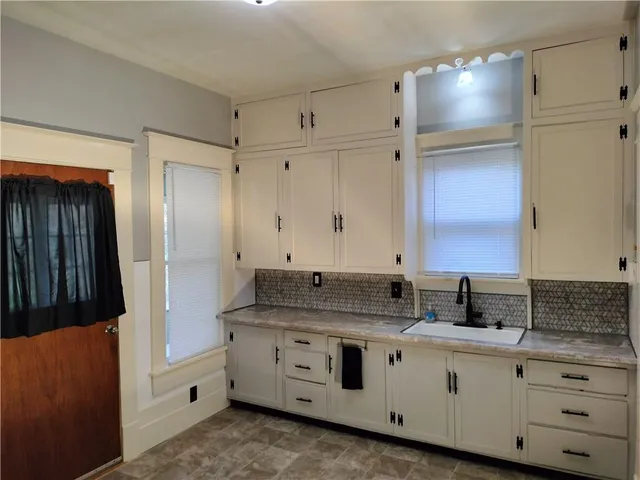 $137,900 | 3311 Seneca Street, St. Joseph, MO 64507