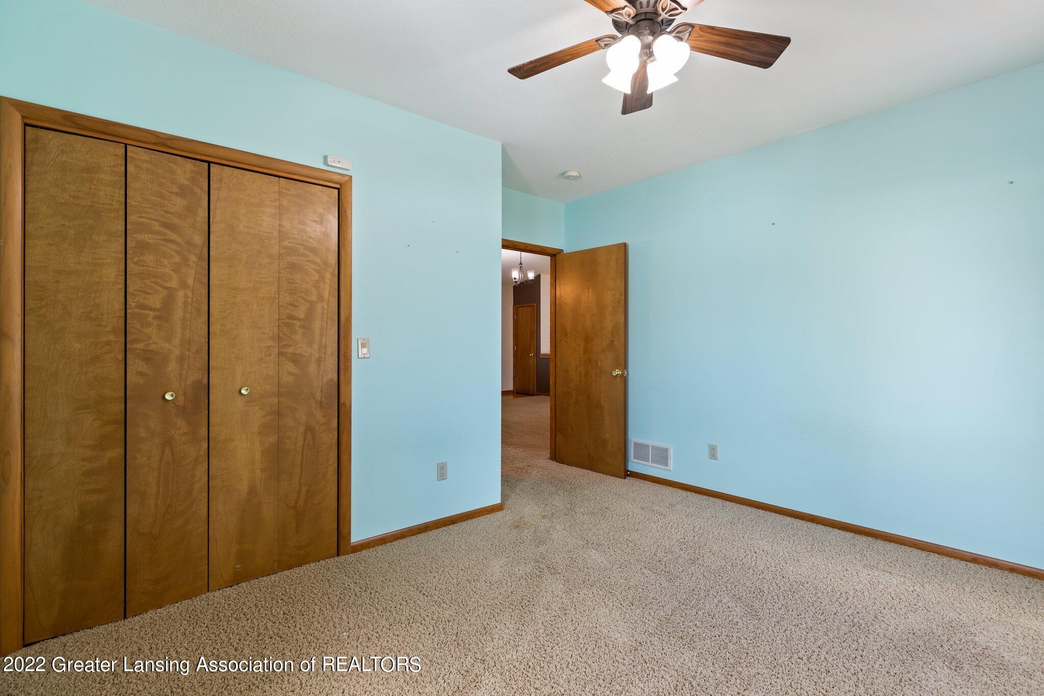 4984 West River Road Mount Pleasant, MI 48858 - Photo 13 of 44 24-web-or-mls-1P6A2103