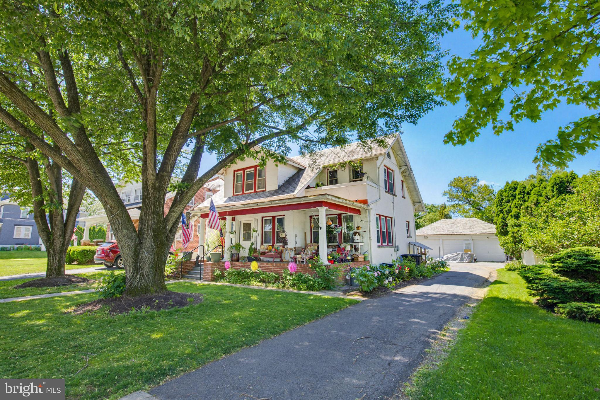 306 East High Street Manheim, PA 17545 - Photo 2 of 20 Front View 2