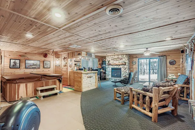 $725,900 | 7071 Empire Lane North, Maple Grove, MN 55311