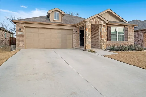 $370,000 | 2213 Village Creek Lane, Denton, TX 76208
