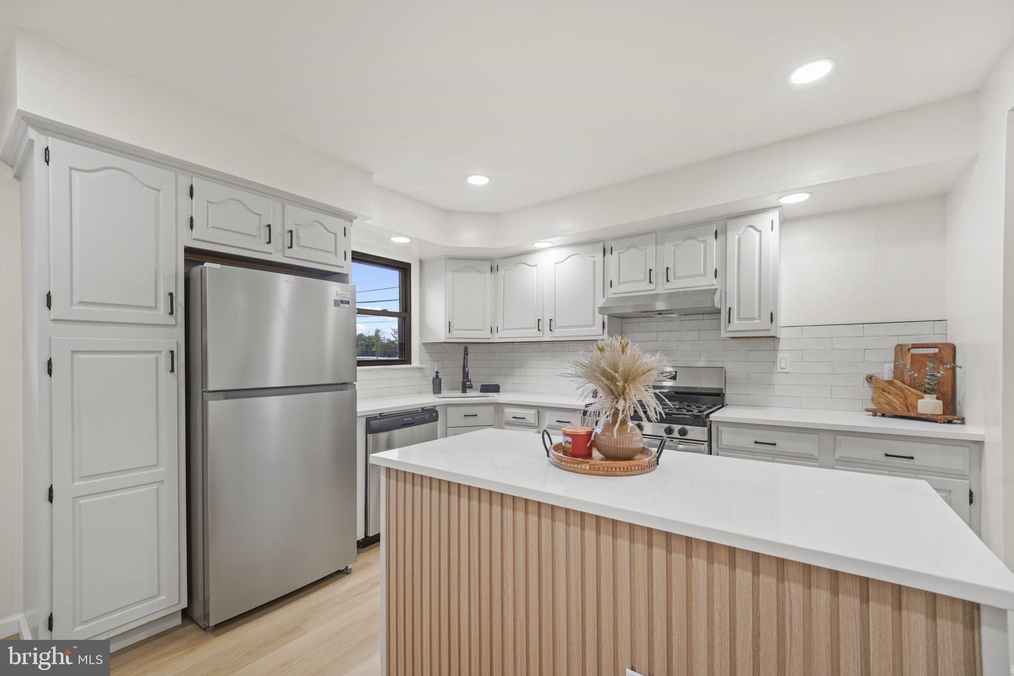 196 Tansboro Road Berlin, NJ 08009 - Photo 8 of 46 Gallery Image 8