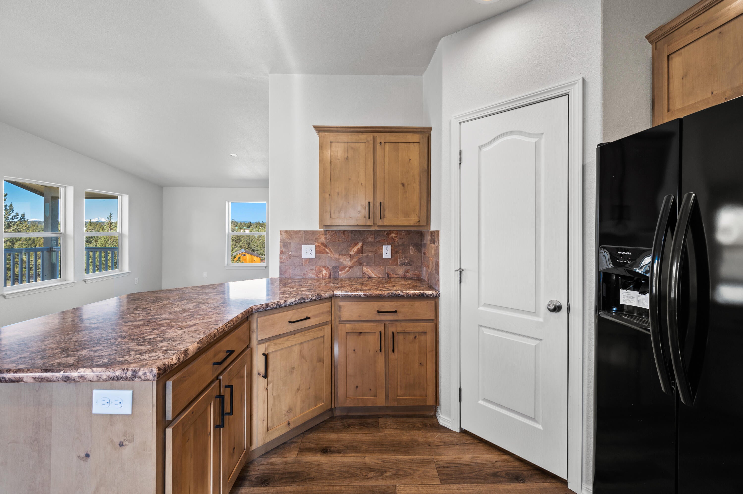 8843 Southwest Shad Road Terrebonne, OR 97760 - Photo 10 of 27 8843SWShadRd-26