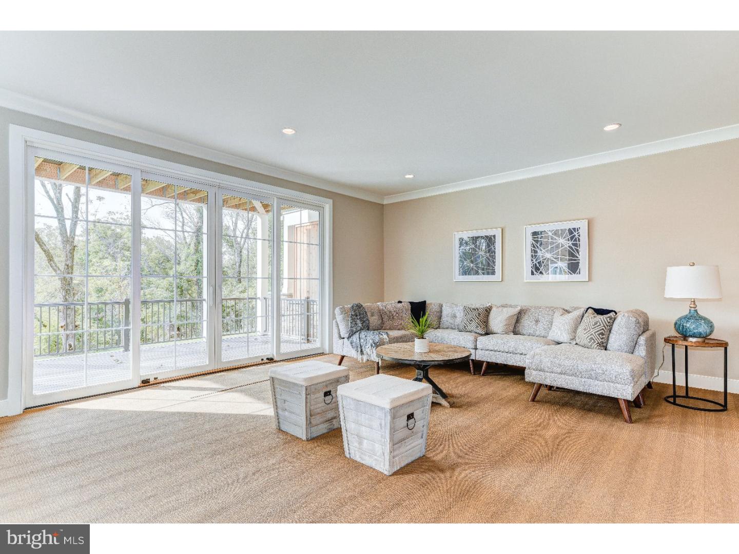 170 Old York Road, Unit 2 New Hope, PA 18938 - Photo 3 of 24 Family Room