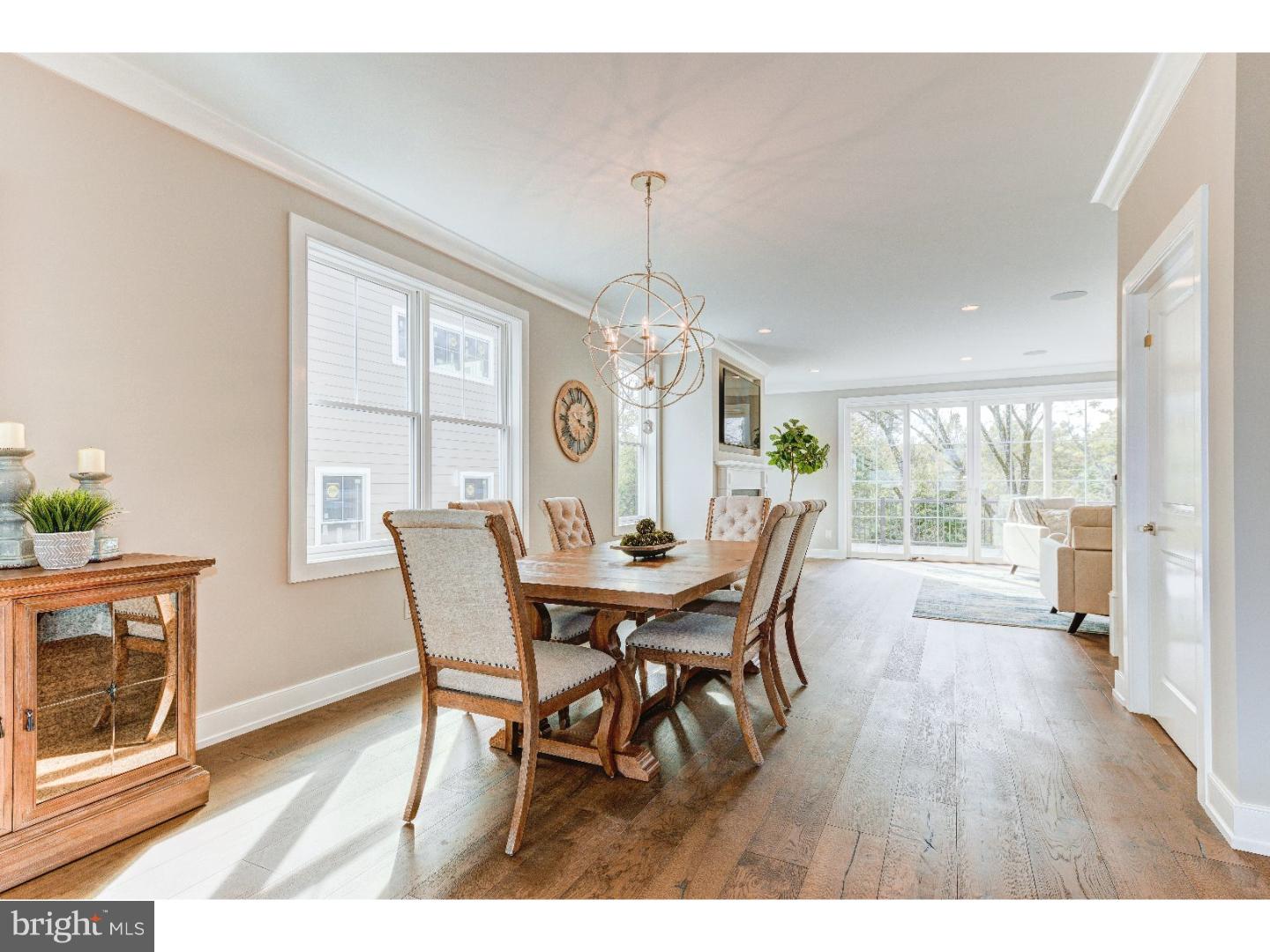 170 Old York Road, Unit 2 New Hope, PA 18938 - Photo 9 of 24 Dining Room