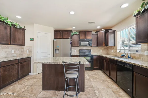 $435,000 | 5603 South 27th Drive, Phoenix, AZ 85041