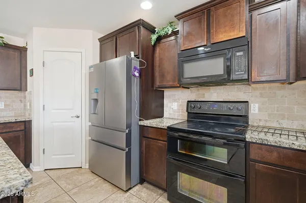 $435,000 | 5603 South 27th Drive, Phoenix, AZ 85041