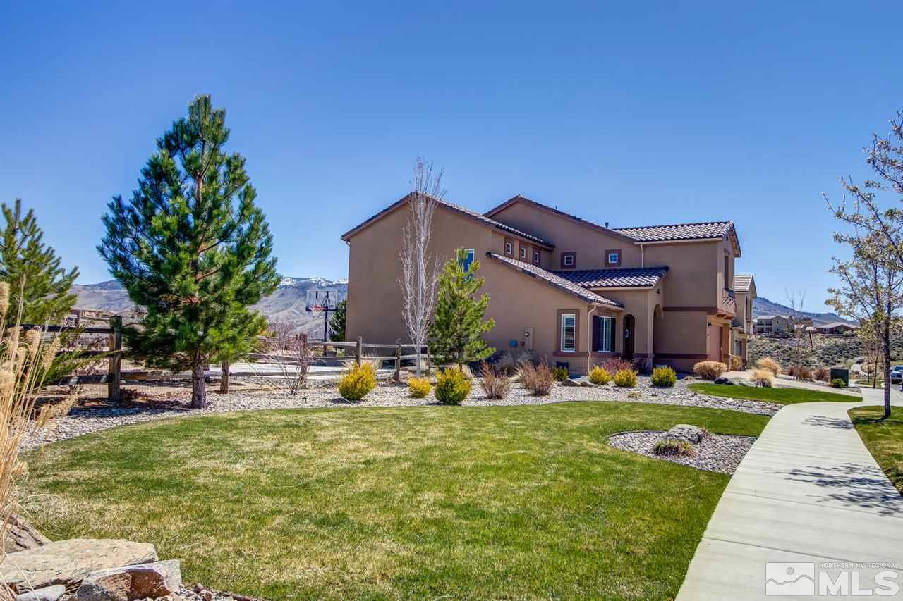 1990 Back Nine Trail Reno, NV 89523 - Photo 23 of 25 a view of a building with a yard