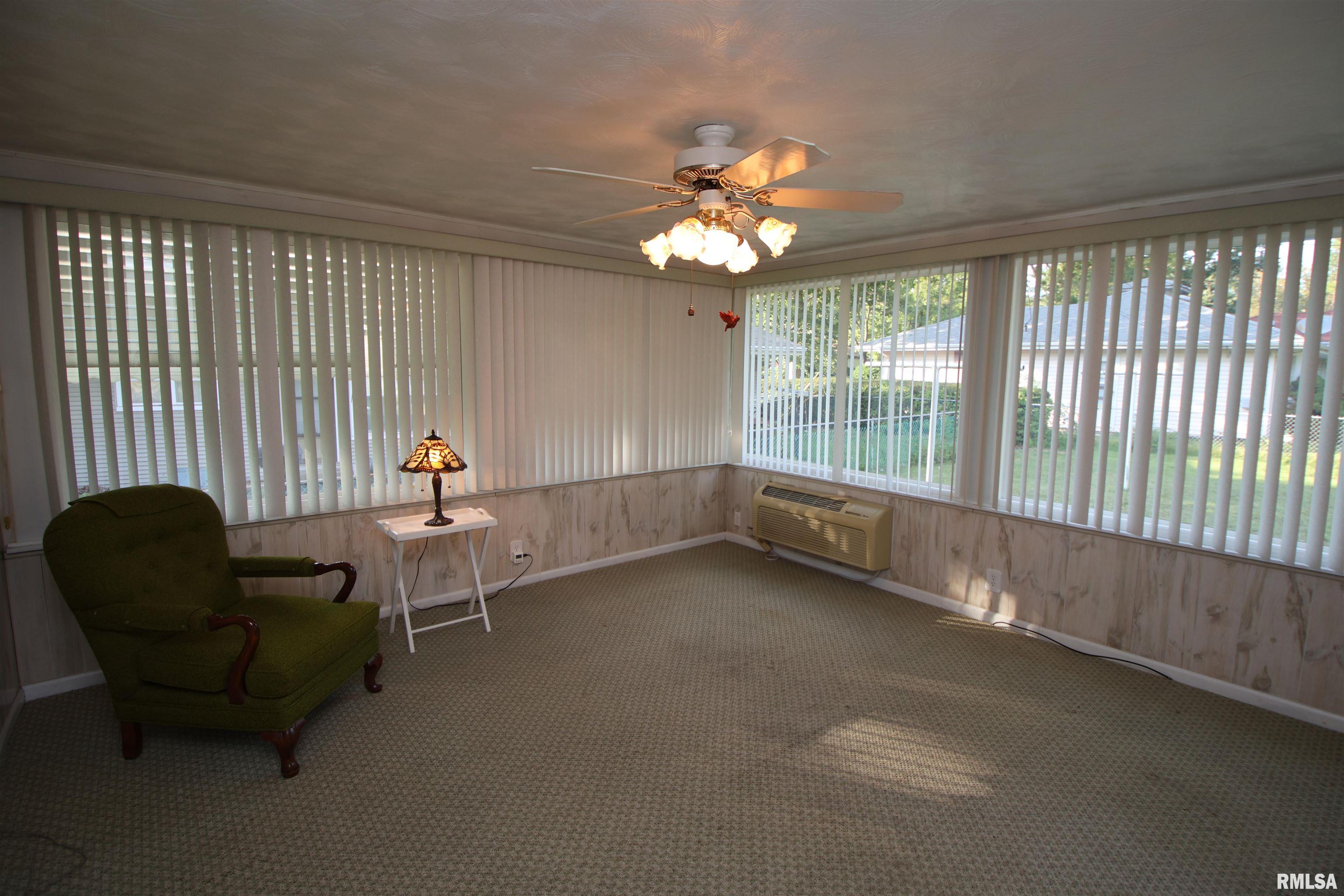 2631 West Overhill Road Peoria, IL 61615 - Photo 13 of 54 Gallery Image 13