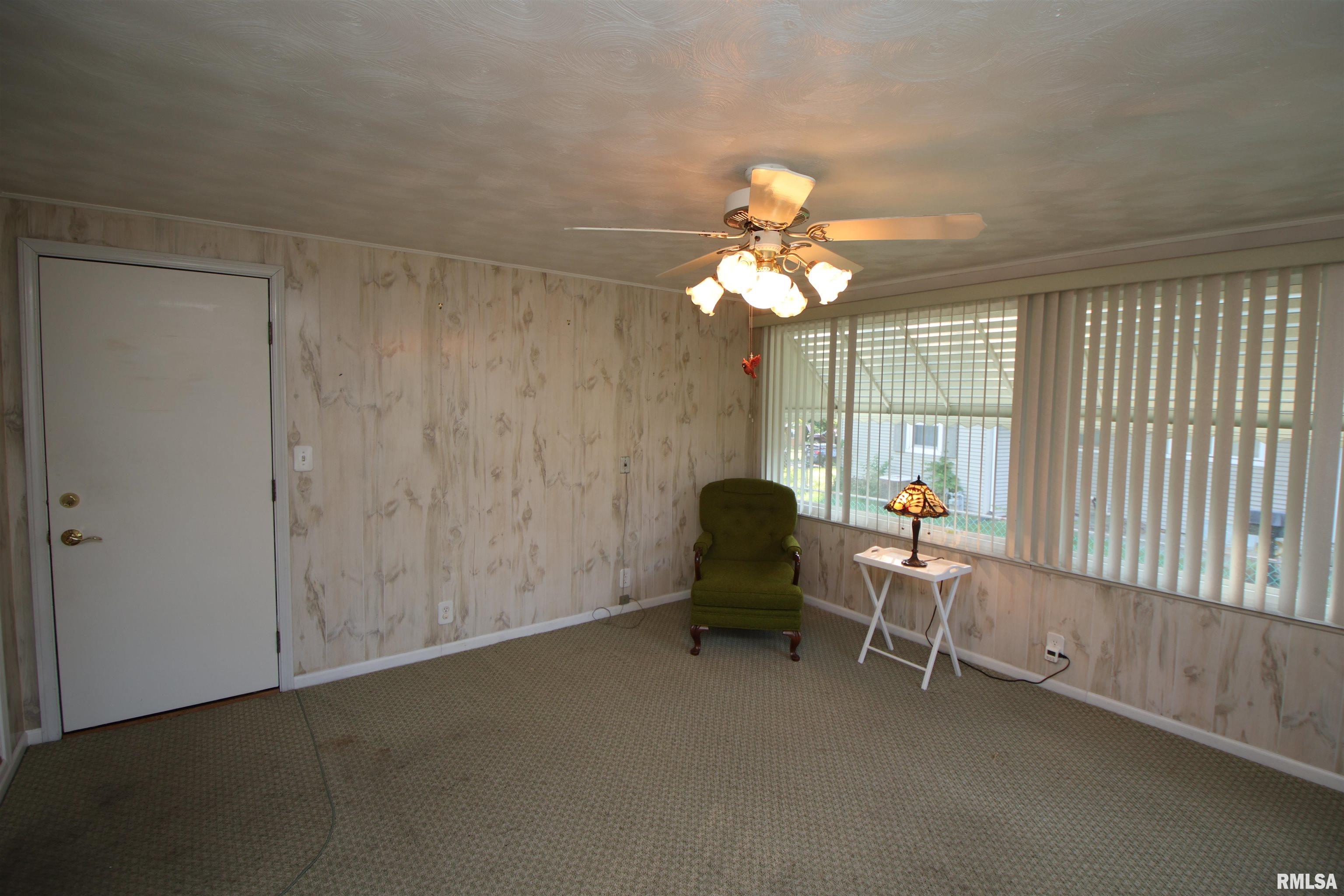 2631 West Overhill Road Peoria, IL 61615 - Photo 15 of 54 Gallery Image 15