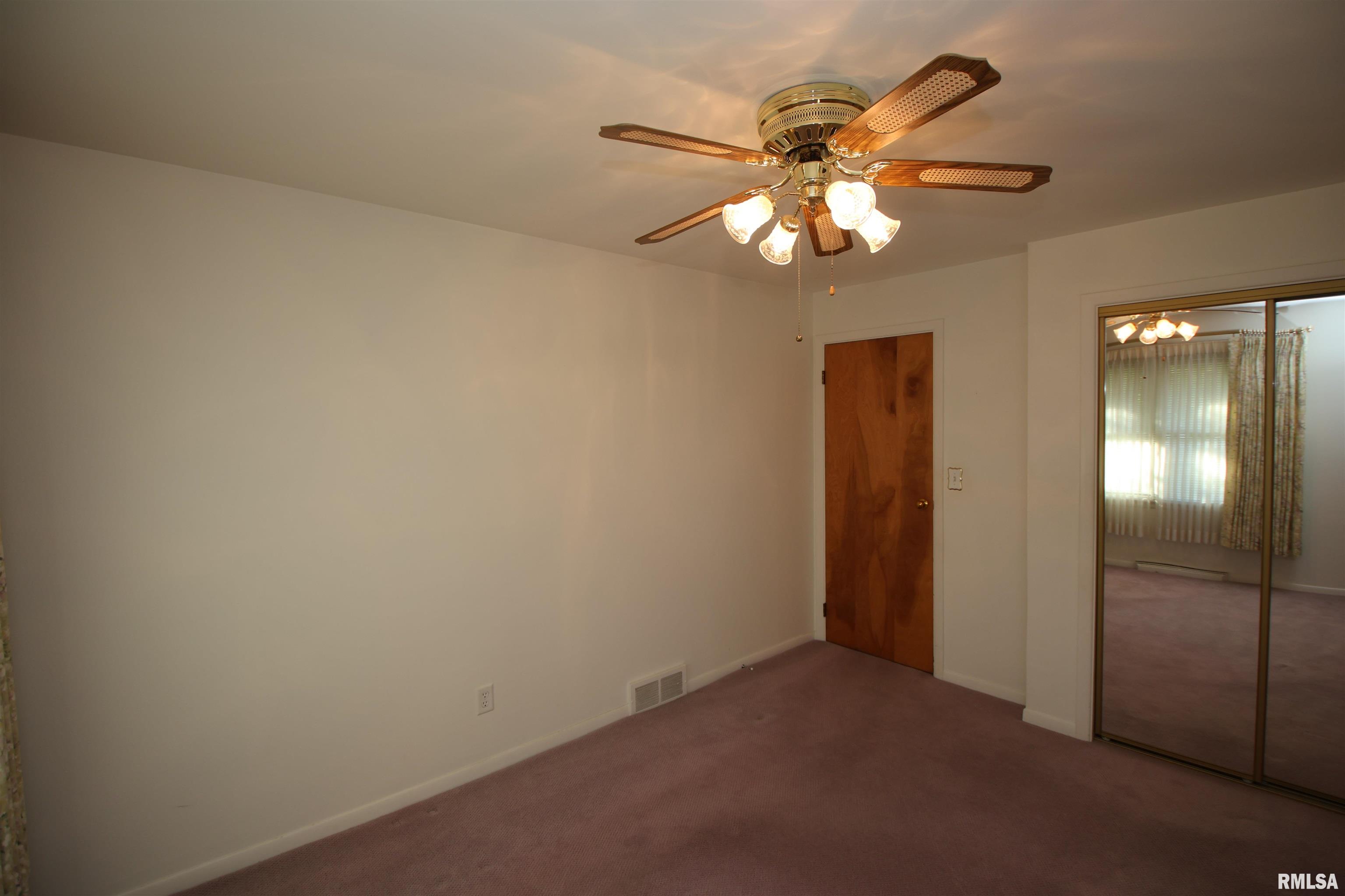 2631 West Overhill Road Peoria, IL 61615 - Photo 20 of 54 Gallery Image 20