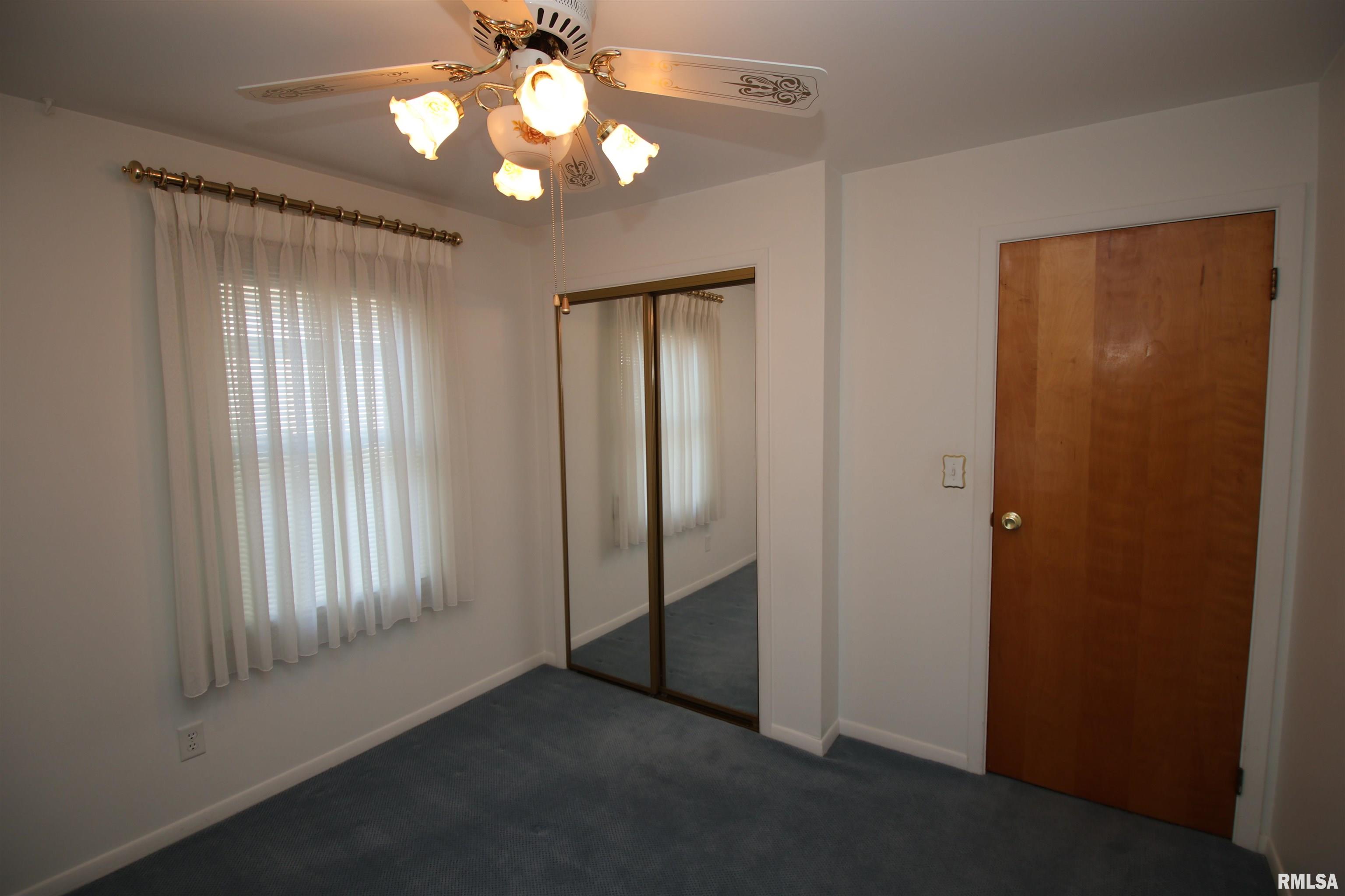 2631 West Overhill Road Peoria, IL 61615 - Photo 23 of 54 Gallery Image 23