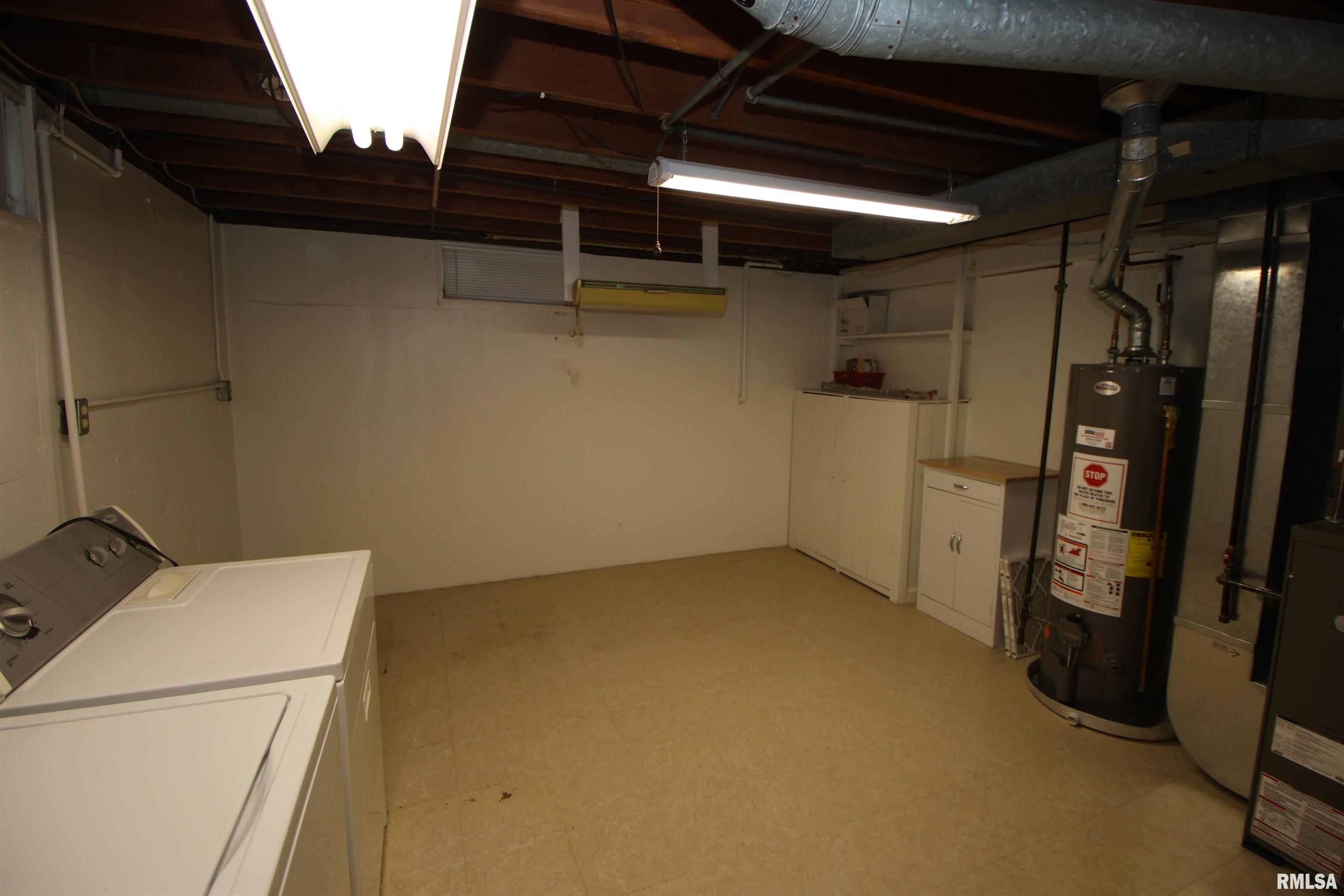 2631 West Overhill Road Peoria, IL 61615 - Photo 47 of 54 Gallery Image 47