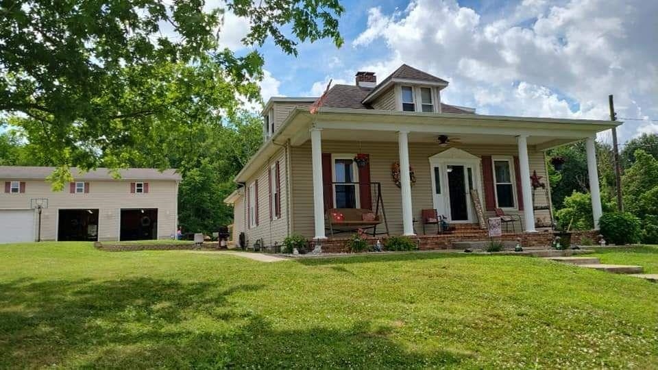 1401 Tupman Road Evansville, IN 47720 - Photo 1 of 32 Gallery Image 1