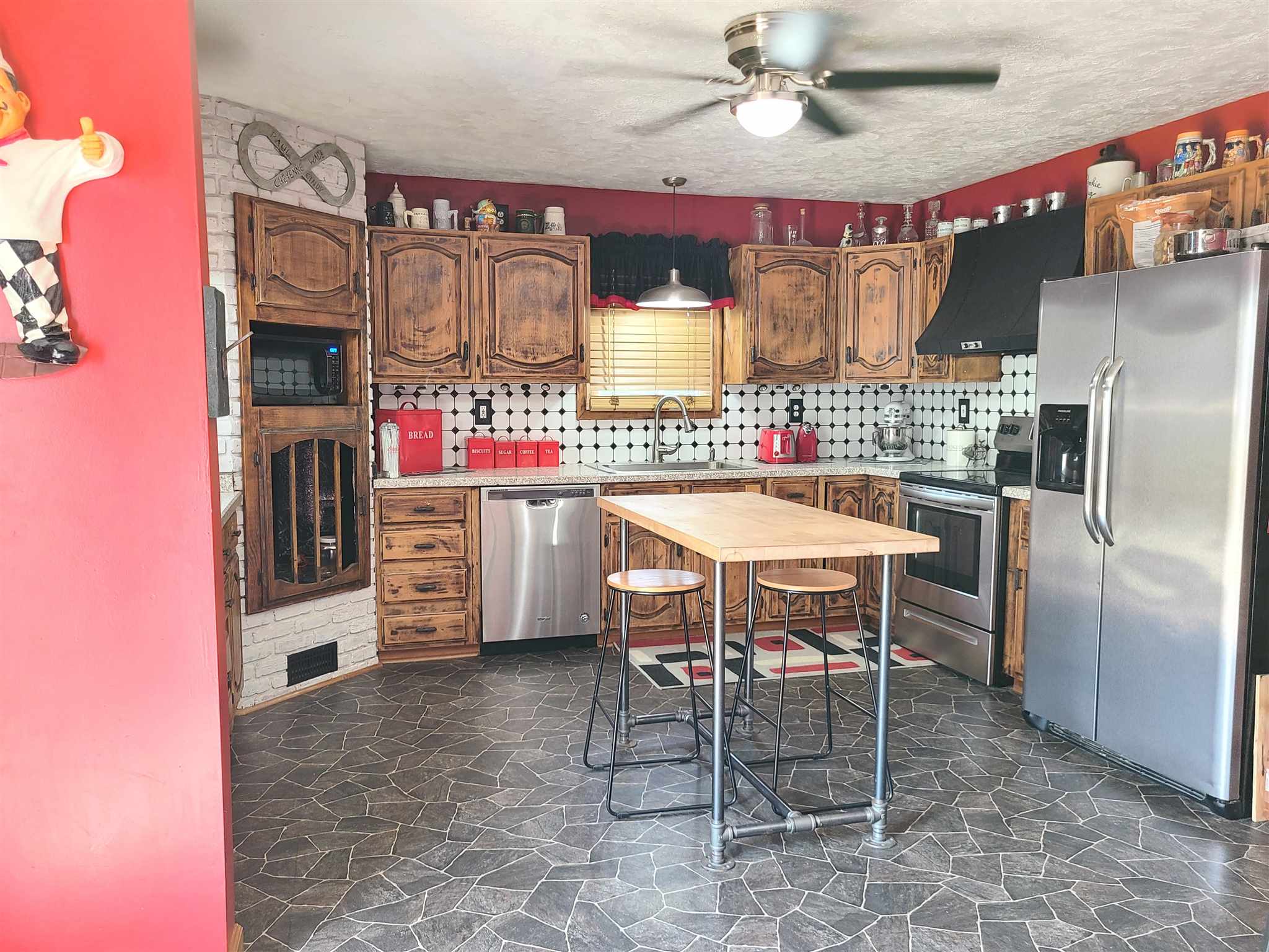 1401 Tupman Road Evansville, IN 47720 - Photo 9 of 32 Gallery Image 9