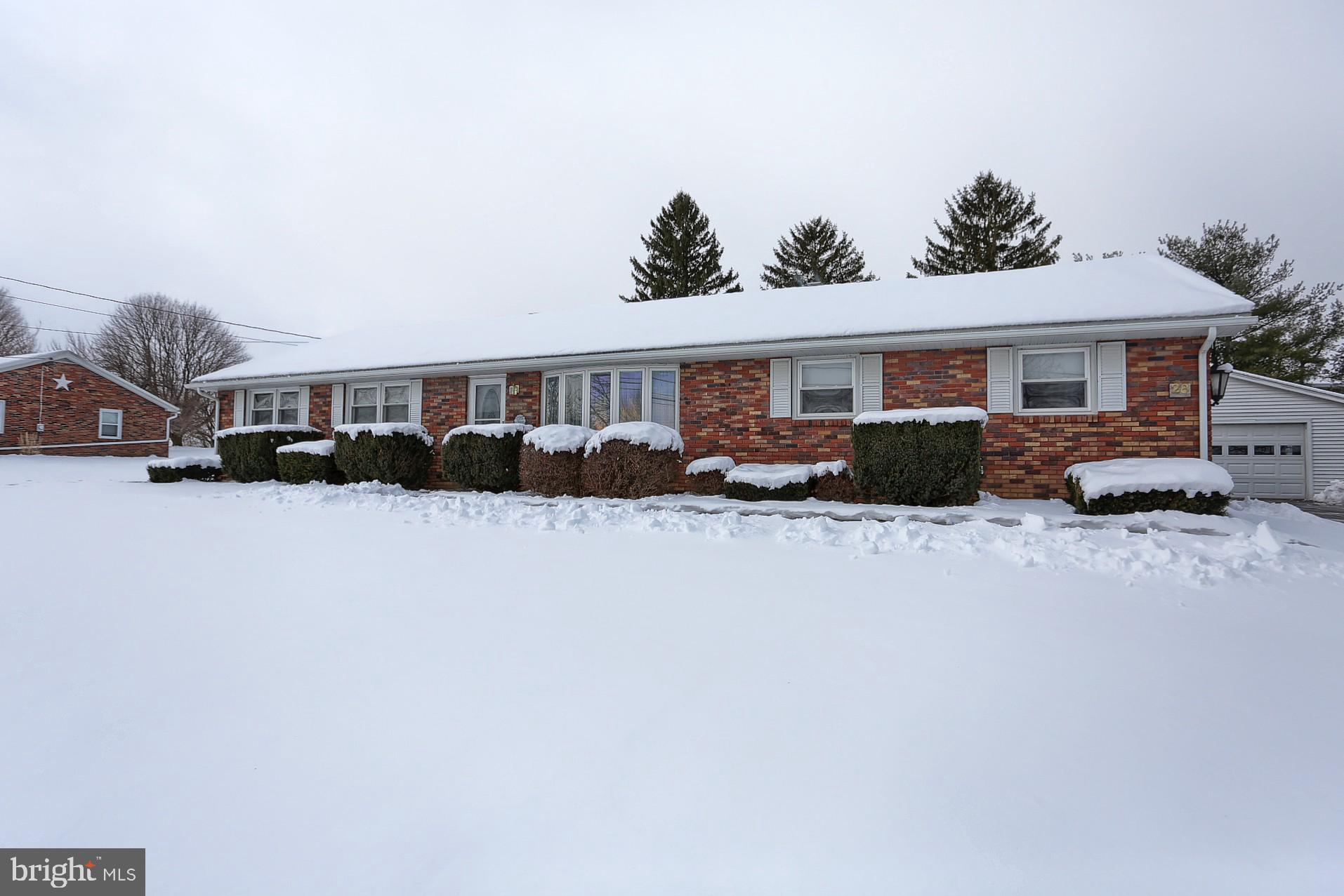 28 South Kemp Road Kutztown, PA 19530 - Photo 2 of 31 Front