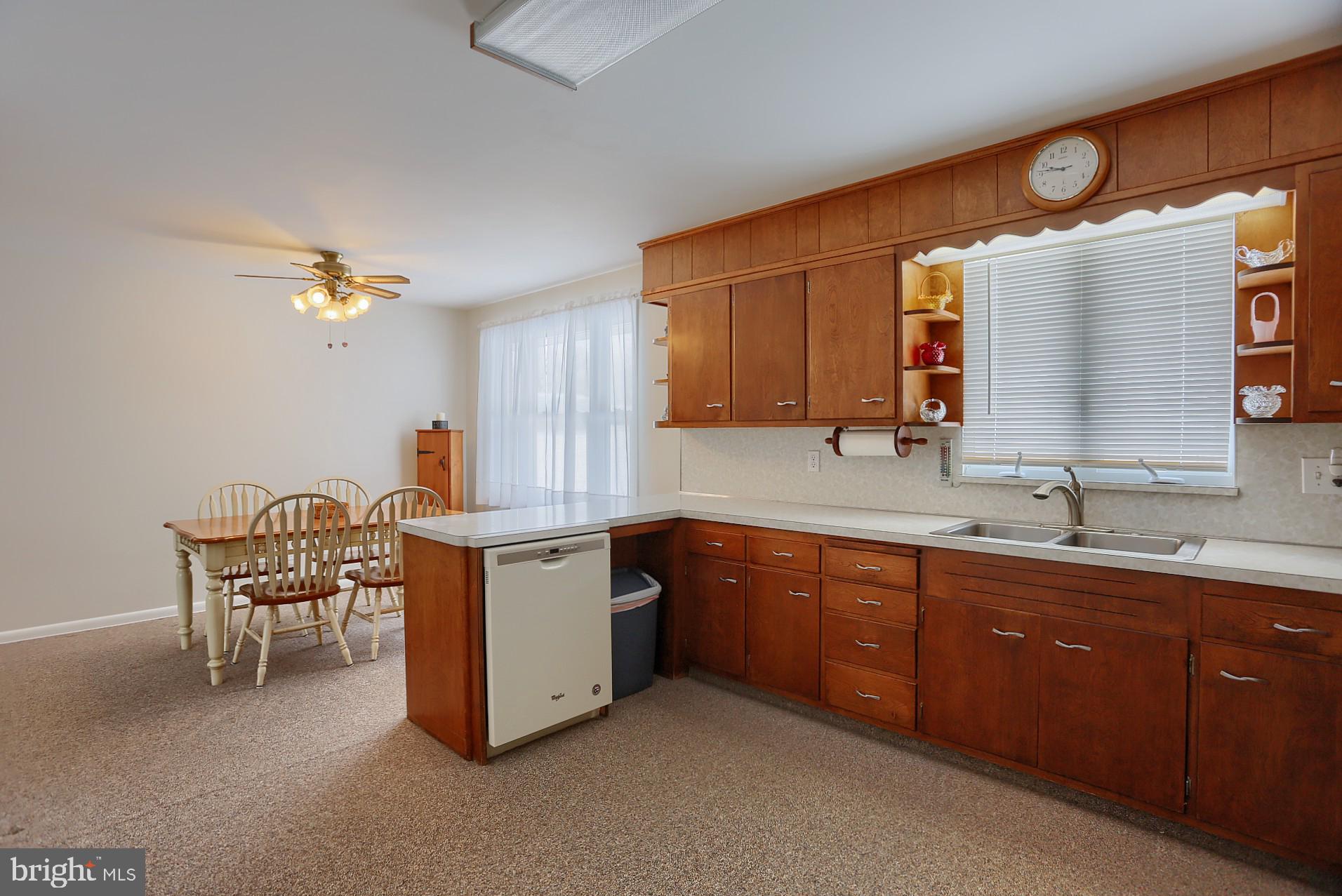 28 South Kemp Road Kutztown, PA 19530 - Photo 12 of 31 Kitchen