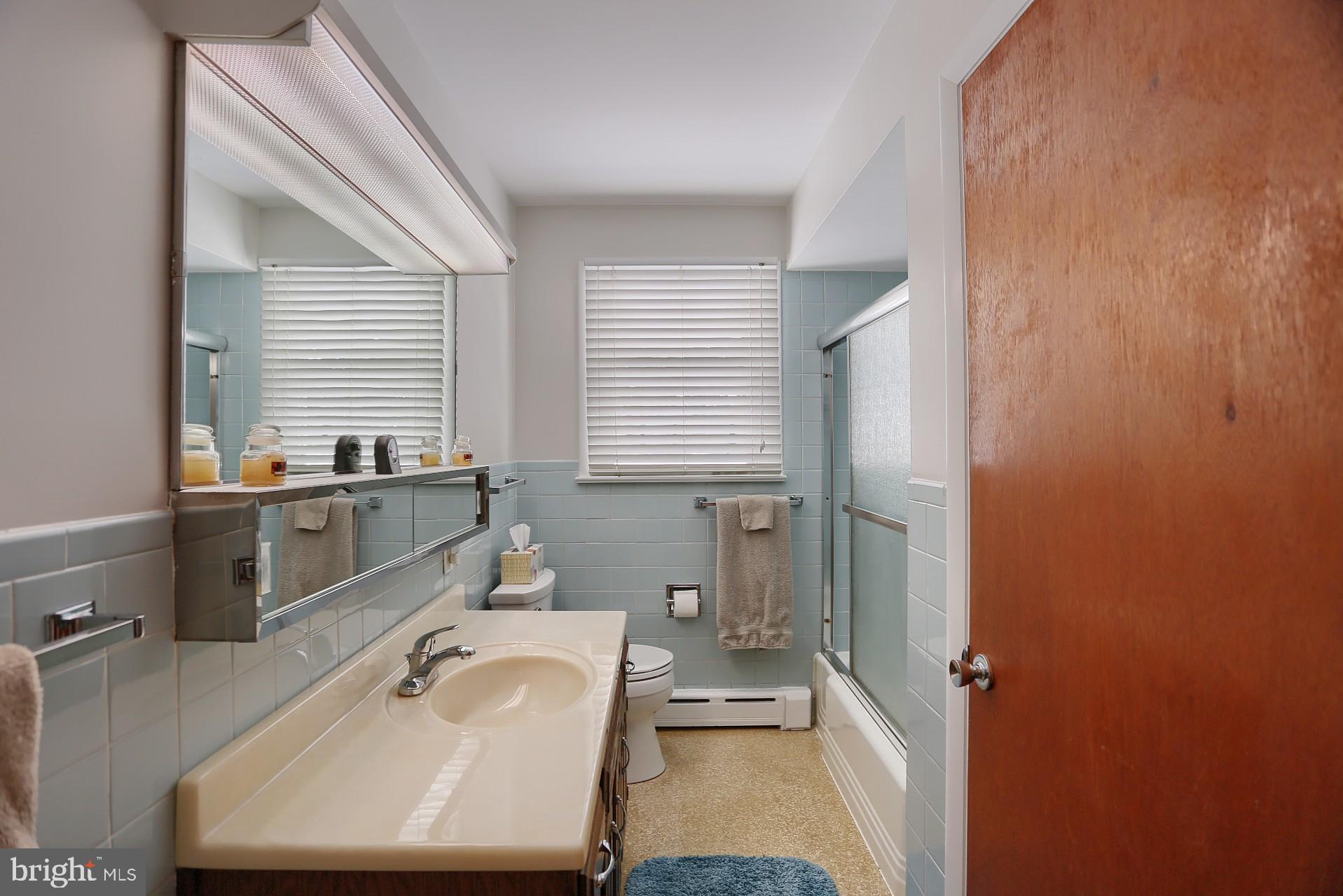 28 South Kemp Road Kutztown, PA 19530 - Photo 21 of 31 Bathroom