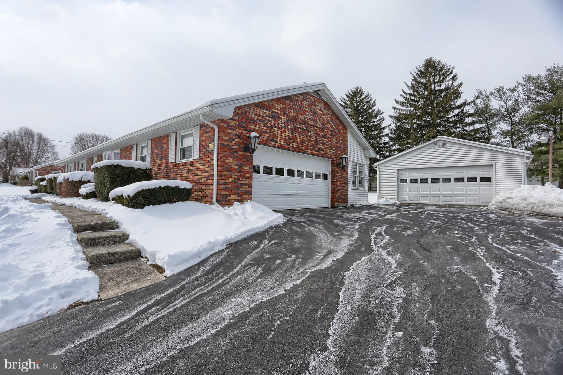 28 South Kemp Road Kutztown, PA 19530 - Photo 5 of 31 Driveway to Detached Garage