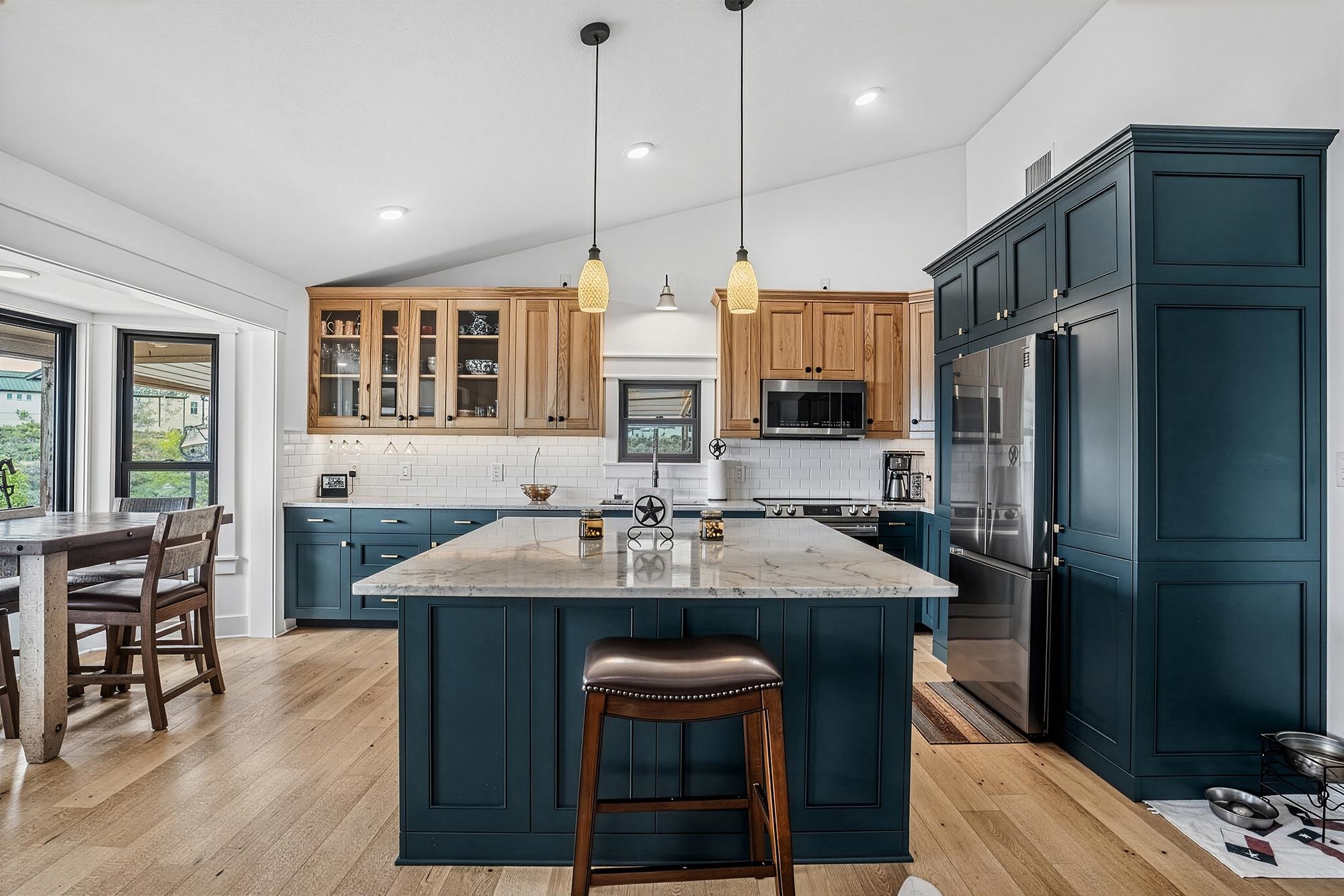 410 Lakewood Road Burnet, TX 78611 - Photo 11 of 33