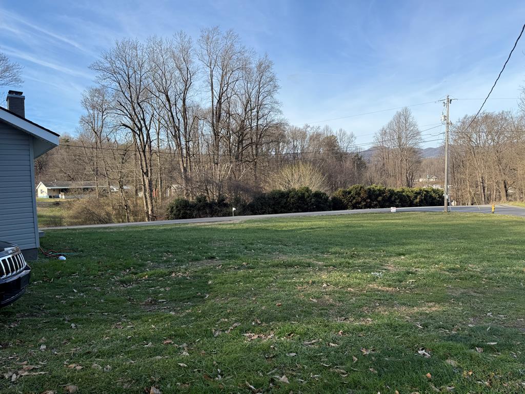 4357 Fairview Road Andrews, NC 28901 - Photo 6 of 31