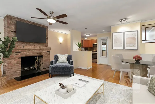 $975,000 | 312-314 East 50th Street, Unit 1W | Midtown East