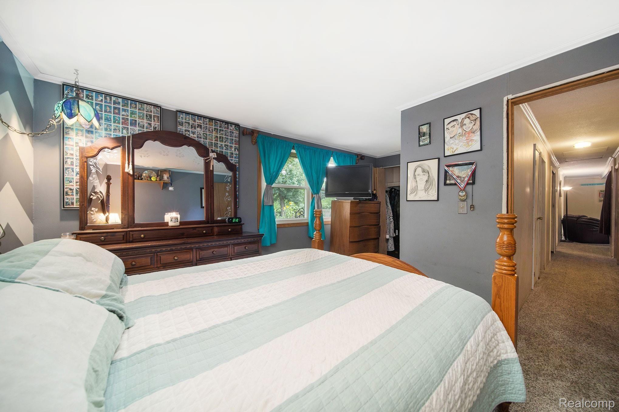 667 Snyder Road Highland, MI 48357 - Photo 12 of 20 Painted in Today's Neutrals