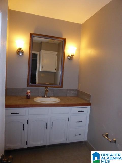 2424 Brook Run Birmingham, AL 35244 - Photo 13 of 22
