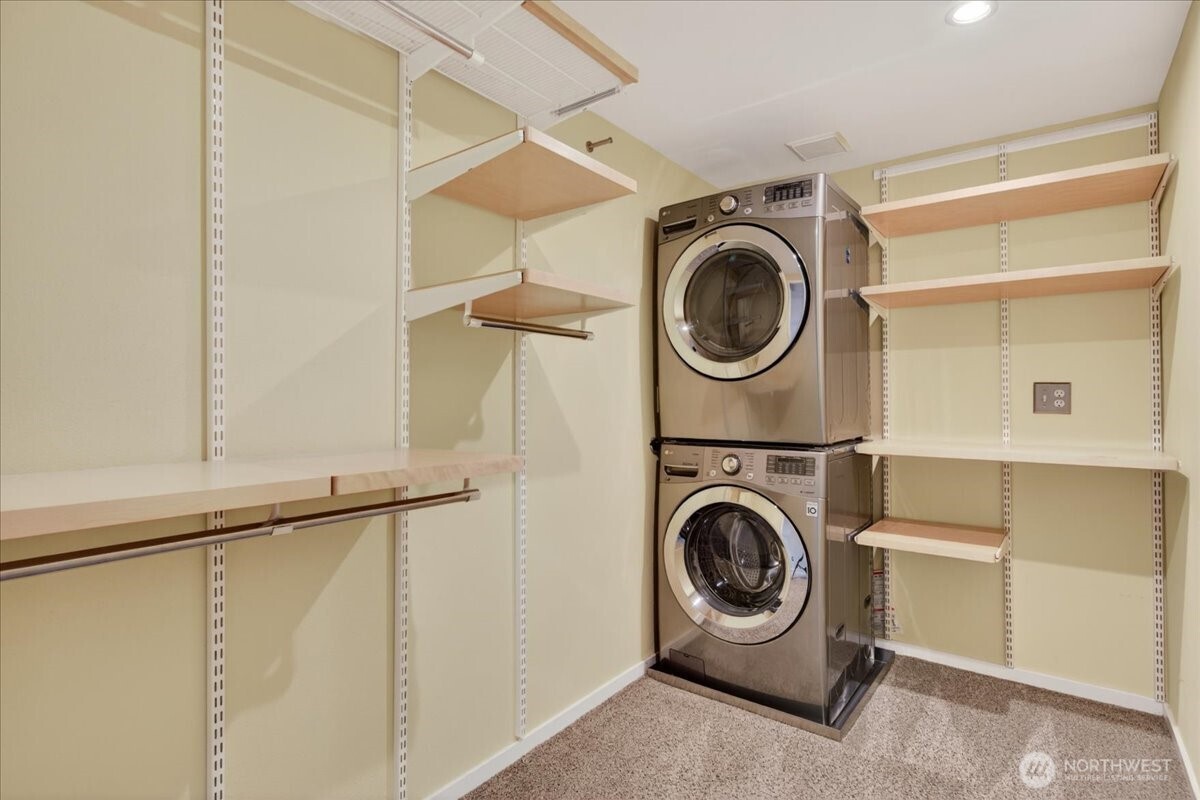 4132 44th Avenue Southwest Seattle, WA 98116 - Photo 20 of 39