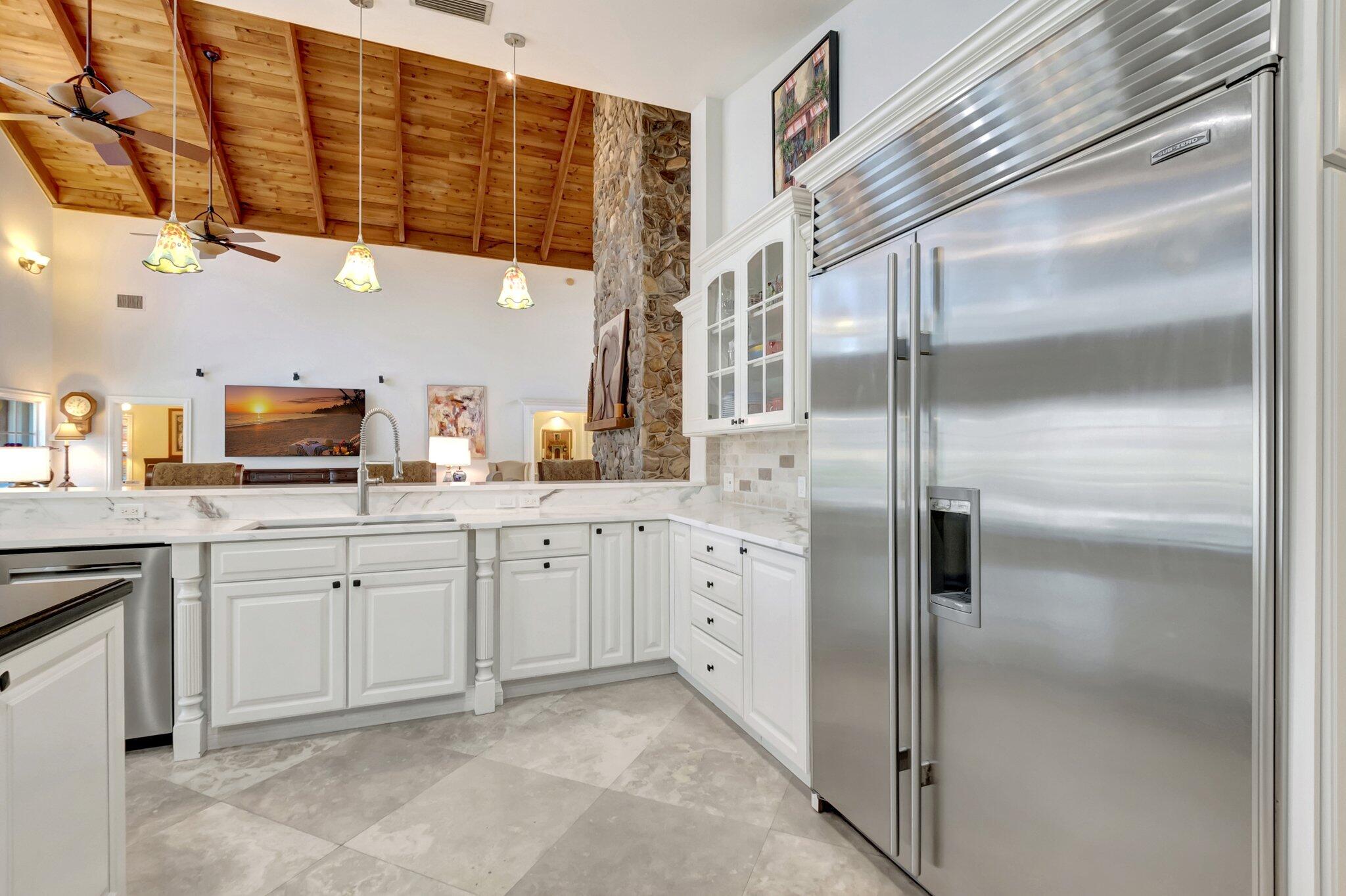 611 Southwest 15th Street Boca Raton, FL 33486 - Photo 19 of 57 Sub-Zero Refrigerator
